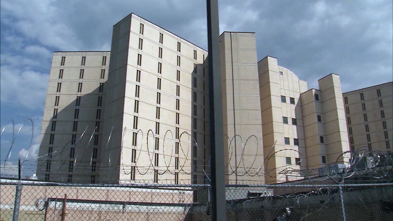 18yearold inmate found dead at Fulton County Jail