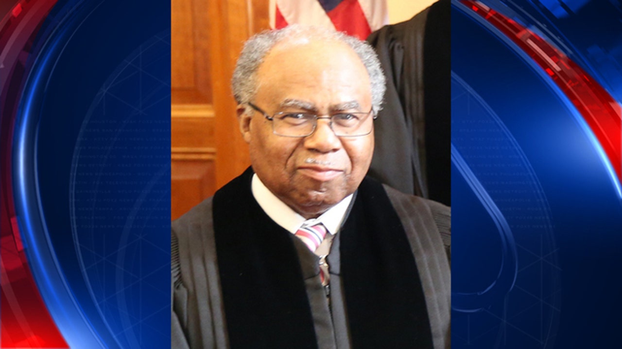Georgia #39 s first black Supreme Court justice to step down