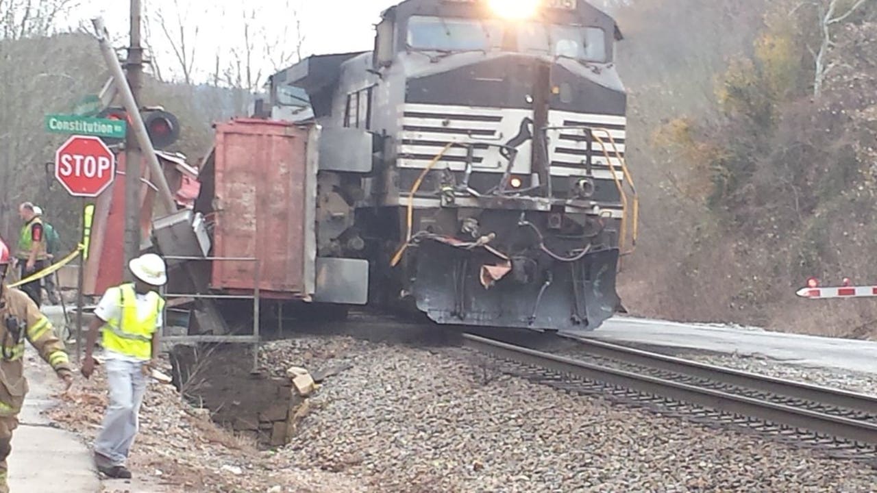 Train Hits Dump Truck, Kills Driver FOX 5 Atlanta