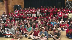 Smart family spreads sunshine along with Bulldogs players