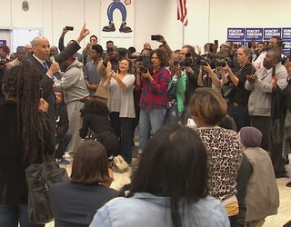 V SEN CORY BOOKER ABRAMS 6P_00.00.23.00_1540161031247.png.jpg