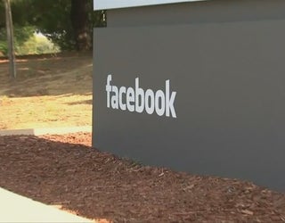 V FACEBOOK PEDOPHILE SURVEY 6A_00.00.08.12_1520484047247.png.jpg