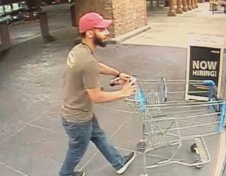 P CAR BREAK IN VIDEO 5P  _00.00.13.18_1539737556847.png.jpg