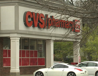 P DEKALB CVS ROBBERY 10P_WAGAb85b_146.mxf_00.00.10.00_1489289770032.png