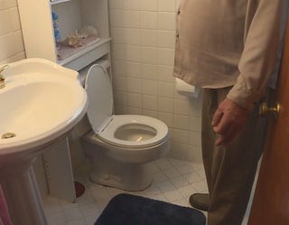S HOMEOWNER FINDS SNAKE IN TOILET_00.00.00.23_1532266666540.png.jpg