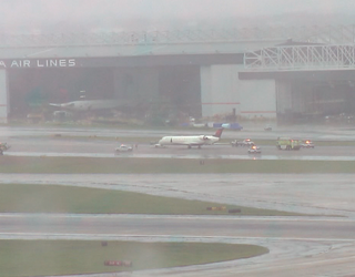 V DELTA PLANE TIRES DEFLATE 5P _00.00.00.13_1502321771213.png
