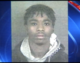 V MAN ESCAPES BURGLARY DIES ARREST 12P_WAGAefee_146.mxf_00.00.01.20_1454623321195.png