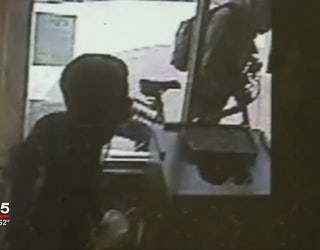 Reward_Increased_for_Deadly_Home_Invasio_1_20151224002840