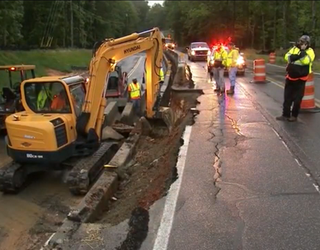 V CHEROKEE ROAD COLLAPSE 12_00.00.28.25_1462303270125.png