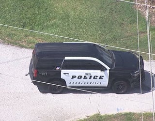 V BANKHEAD HIGHWAY PURSUIT 5P_00.00.33.12_1561162928469.png.jpg
