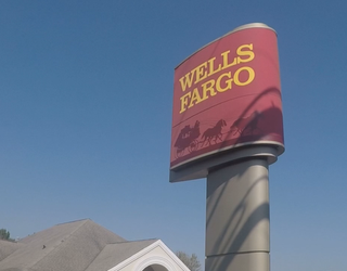 P GEICO BILL BANK ROBBER 5P _00.00.19.13_1506728972099.png
