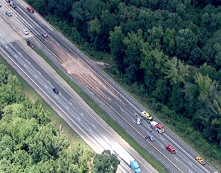 Highway chicken spill wide.mpg_14.52.36.11_1499108263578.png