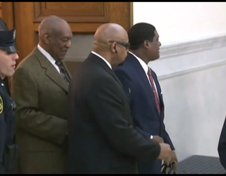 LV BILL COSBY WANTS HIS CASH BACK 5P  _00.00.02.07_1455837892885.png