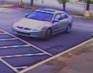 P MARSHALS CAR THEFT SUSPECT 10P_00.00.57.08_1508305227415.png