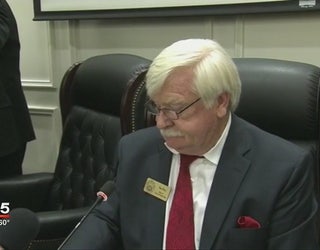 Snellville_city_council_meets_amidst_may_0_20160412031550