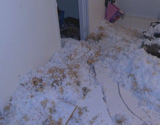 V APT CEILING COLLAPSE 530A_00.01.43.10_1538127908791.png.jpg