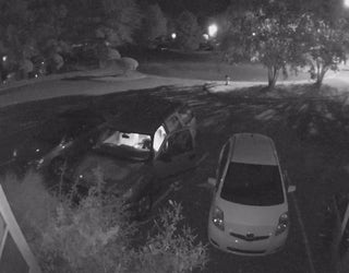 V ATHENS STEALING FROM CARS 5P _WAGA69ea_146.mxf_00.00.57.10_1543375417499.png.jpg