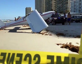 WOFL-small-plane-crash-daytona-10162018_1539720044678-402429.jpg