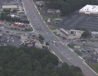 aerials memorial drive mitchell WAGABCEME01.mpg_15.24.07.13_1560996520675.png.jpg
