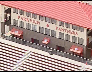 V PARKVIEW HAZING 6P_00.00.04.20_1439439669865.png