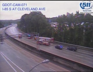 V UPDATE ON FIREFIGHTER HURT 12P_WAGA6a90_146.mxf_00.00.43.29_1558145116000.png.jpg