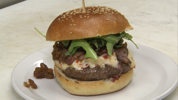 Burgers with Buck: Twain's