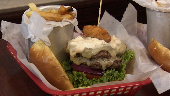 Burgers with Buck: Semper Fi Bar and Grille