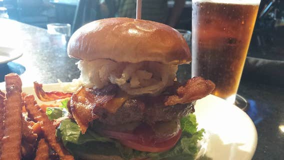 Burgers with Buck: Hudson Grille