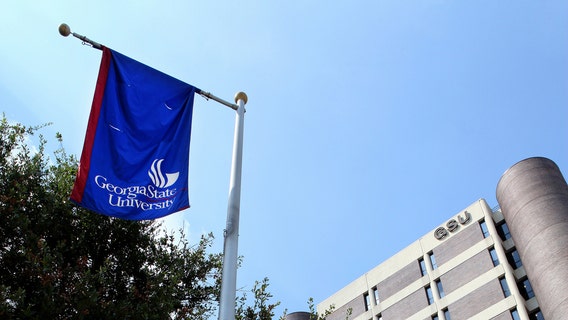 Police: Student robbed in Georgia State parking lot