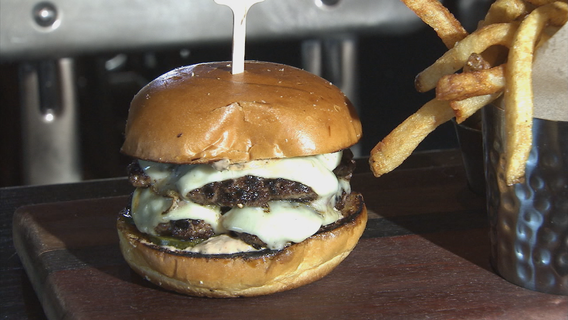 Burgers with Buck: New Realm Brewing