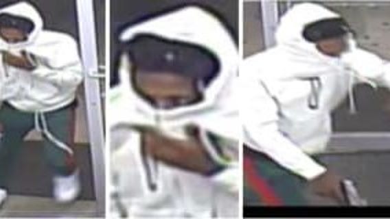 Armed man robs Hapeville Family Dollar store
