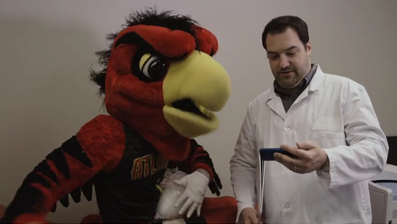 OUCH! Atlanta Hawks mascot injury caught on camera