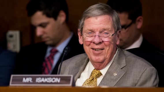 Memorial service for late Sen. Johnny Isakson planned for January