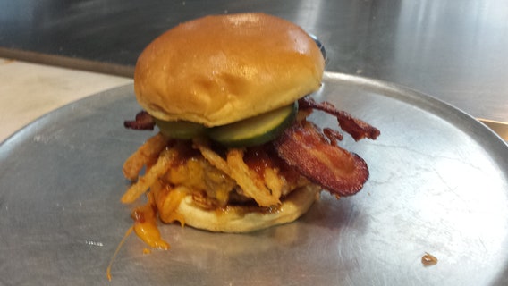 Burgers With Buck: Oy in Vinings