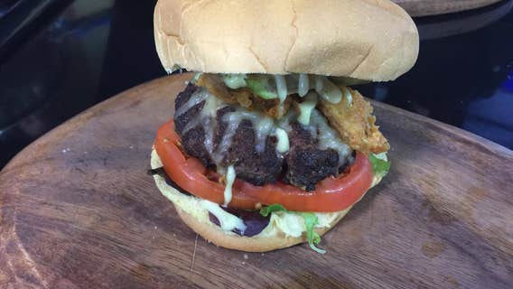 Burgers with Buck features Pub Ten in Gwinnett County