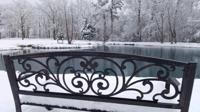 PHOTOS: Georgians enjoying snow day