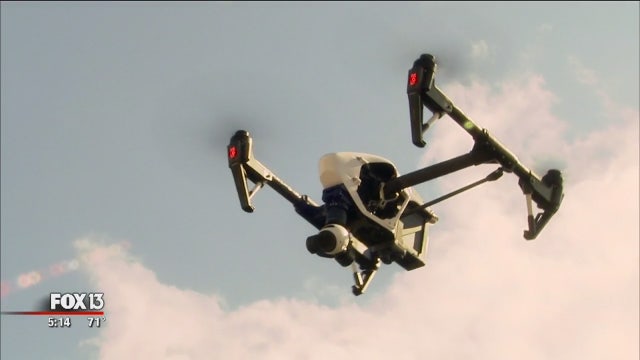 FAA announces drone registration rules as report highlights soaring dangers