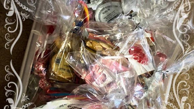 Valentine's Day gift bags given to Atlanta's homeless