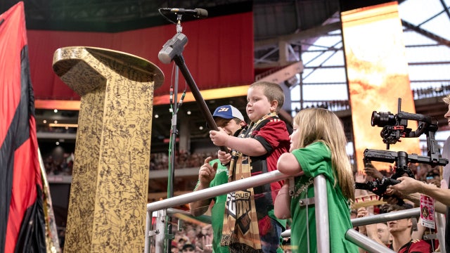 5-year-old battling cancer hammers in Atlanta United's Golden Spike