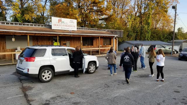 Community vigil to rebuild landmark Austell restaurant after fire