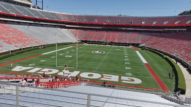 Super showdown: No. 3 Georgia takes on No. 7 Notre Dame