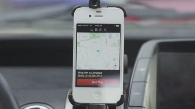 Uber, Lyft suggest changes but want drivers as contractors