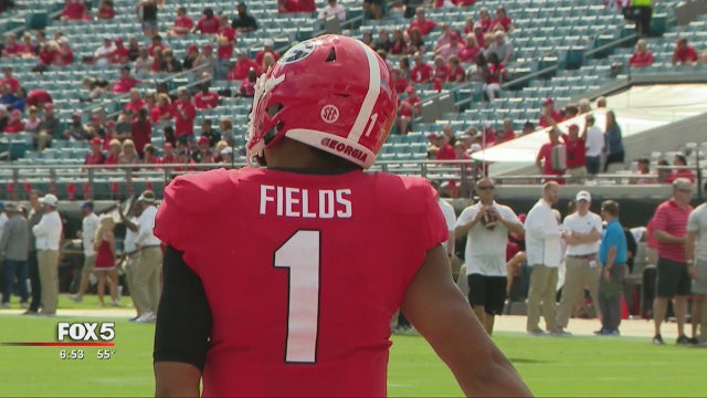 Power Transfer: Why Georgia QB Fields could make big move?