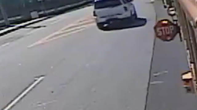 Gov. Kemp signs school bus safety bill