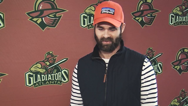 Atlanta Gladiators coach saves struggling man from river