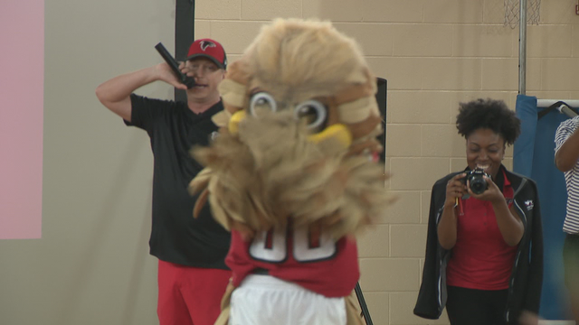 Feldwood Elementary School celebrates Falcon Friday