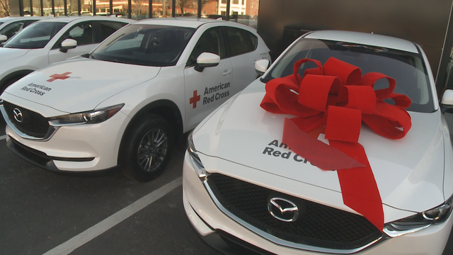 Roswell car dealer donates SUVs to Red Cross