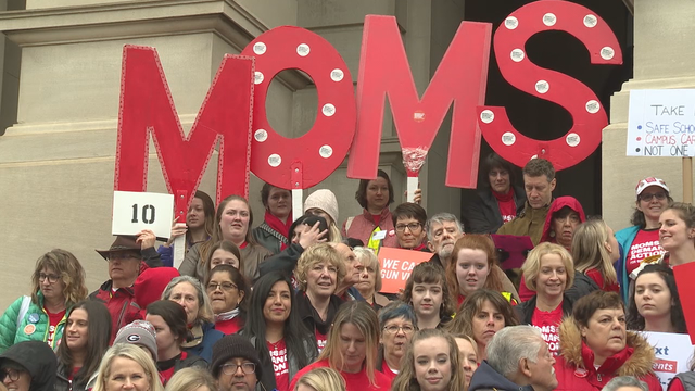 Moms group lobbies state lawmakers on gun bills