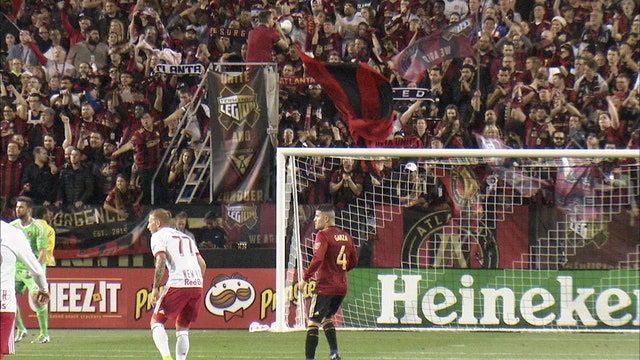 Atlanta United romps to another win, 4-0 over Chicago Fire