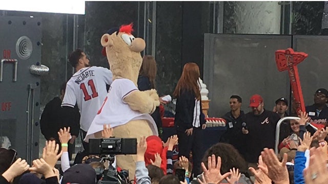 Atlanta Braves unveil new mascot named Blooper